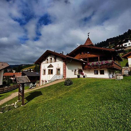 Garni Hotel Belalp Santa Cristina Val Gardena 외부 사진