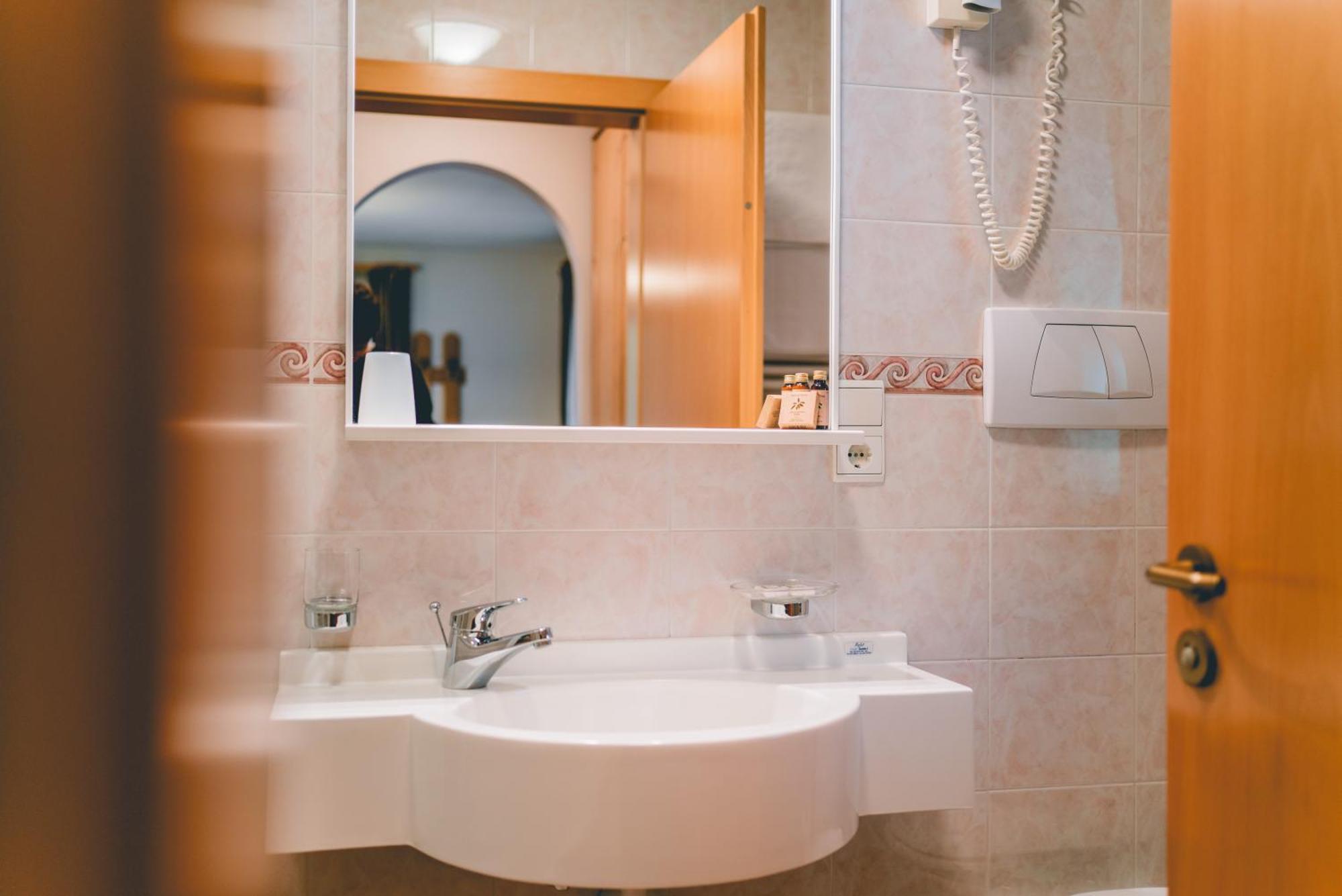 Garni Hotel Belalp Santa Cristina Val Gardena 외부 사진