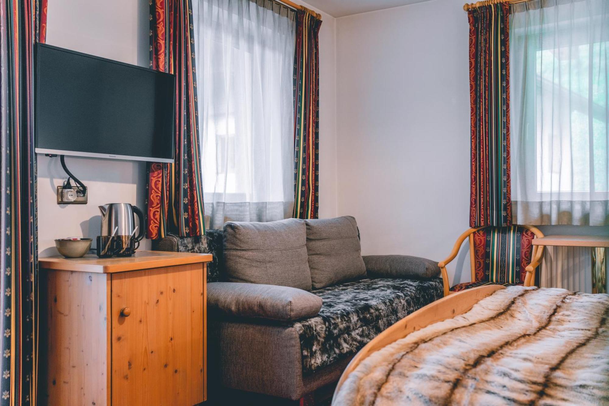 Garni Hotel Belalp Santa Cristina Val Gardena 외부 사진
